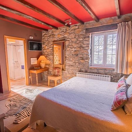 Txerturi-Goikoa Pension Itziar Buitenkant foto