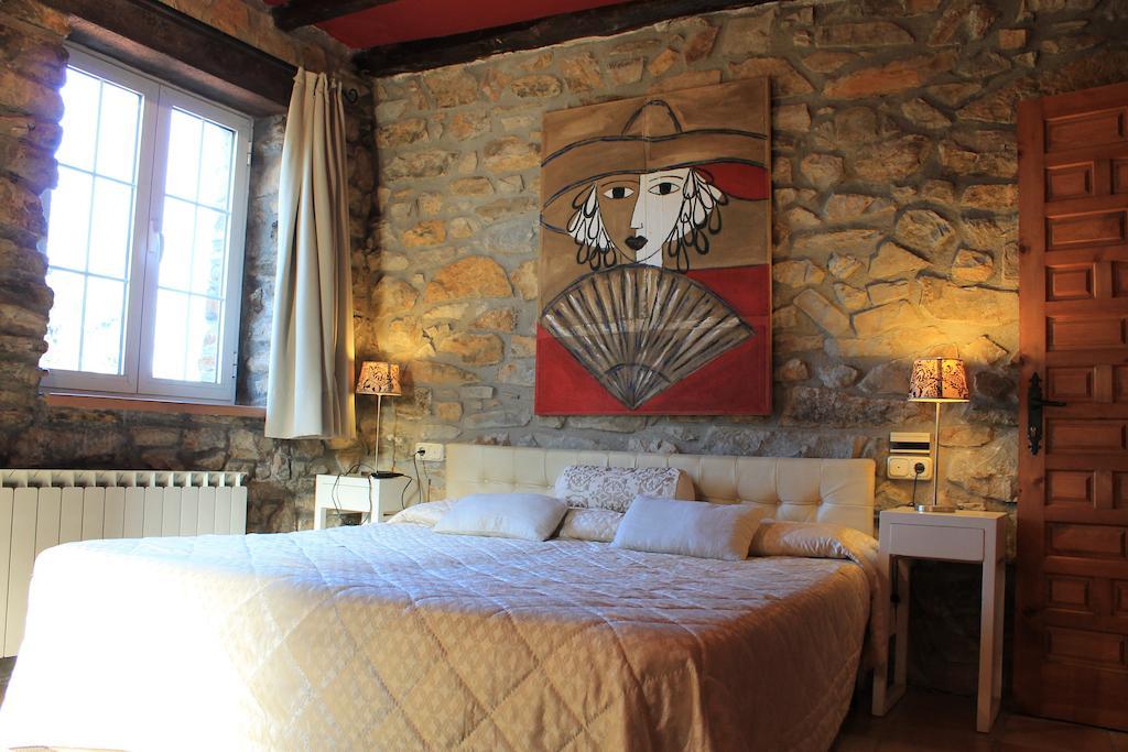 Txerturi-Goikoa Pension Itziar Buitenkant foto