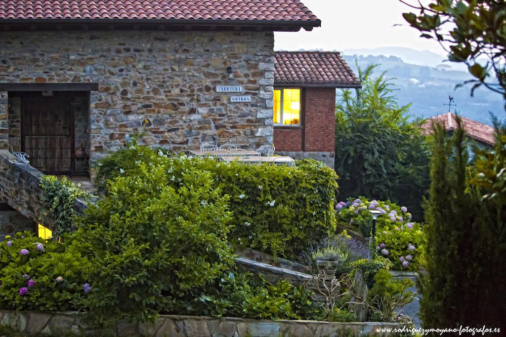 Txerturi-Goikoa Pension Itziar Buitenkant foto